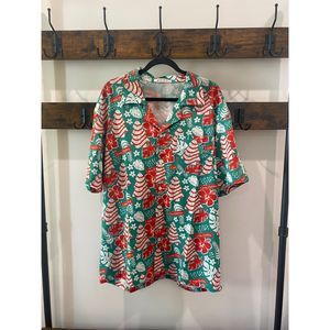 *SOLD* LITTLE DEBBIE XMAS TREE CAKES! Men's Hawaiian Christmas Shirt, Size Large